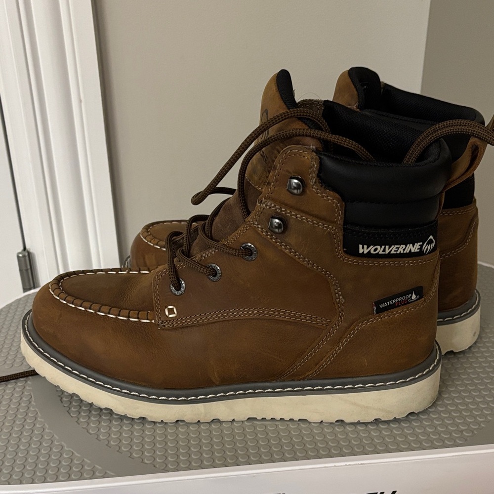 Wolverine Men's Tan Leather Boots